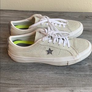 Converse Cons. Leather. Like new!